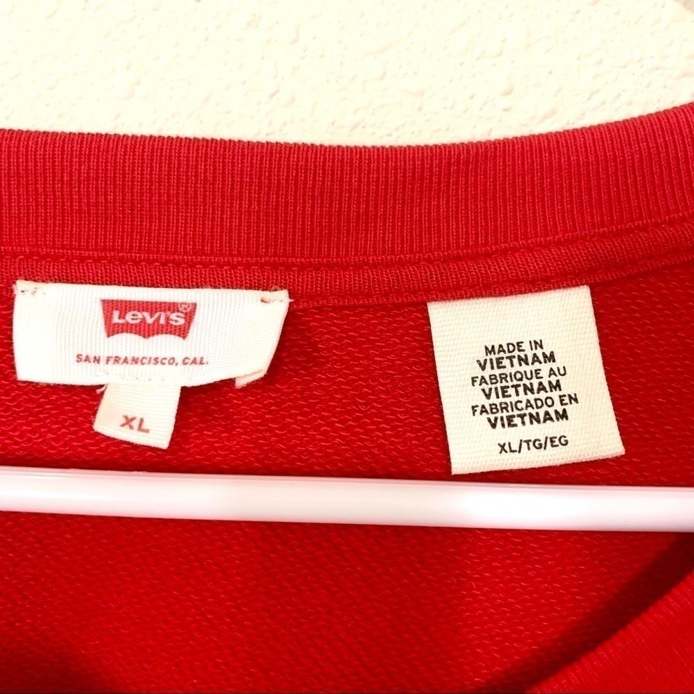 Levi's® Reese Frayed Sweatshirt red women’s size XL - Picture 8 of 9